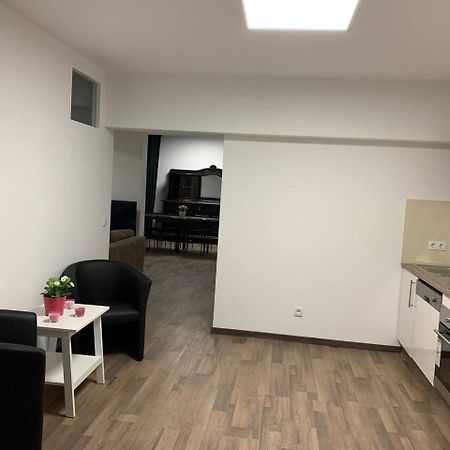Central Private Rooms In Popular Neighborhood! Colónia Exterior foto