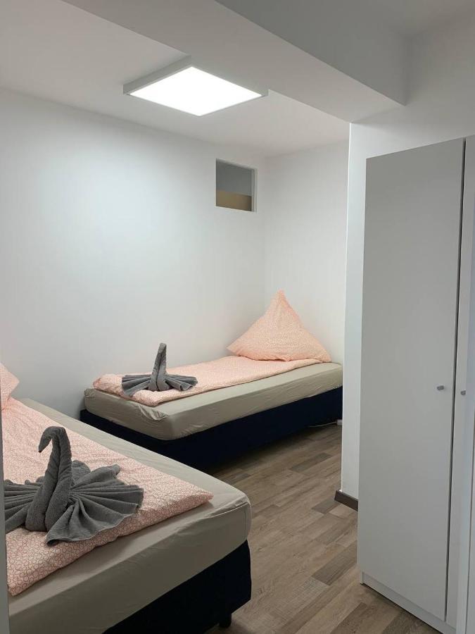 Central Private Rooms In Popular Neighborhood! Colónia Exterior foto