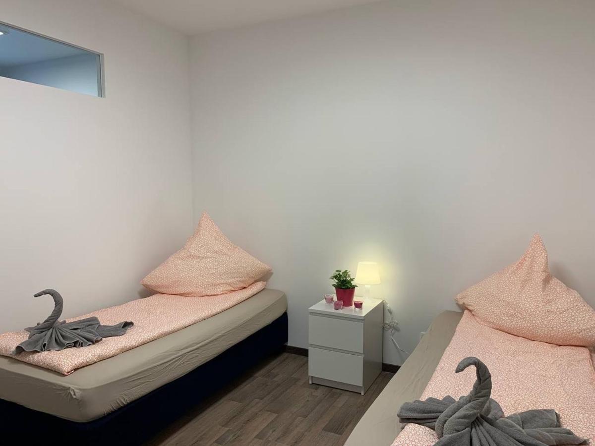 Central Private Rooms In Popular Neighborhood! Colónia Exterior foto